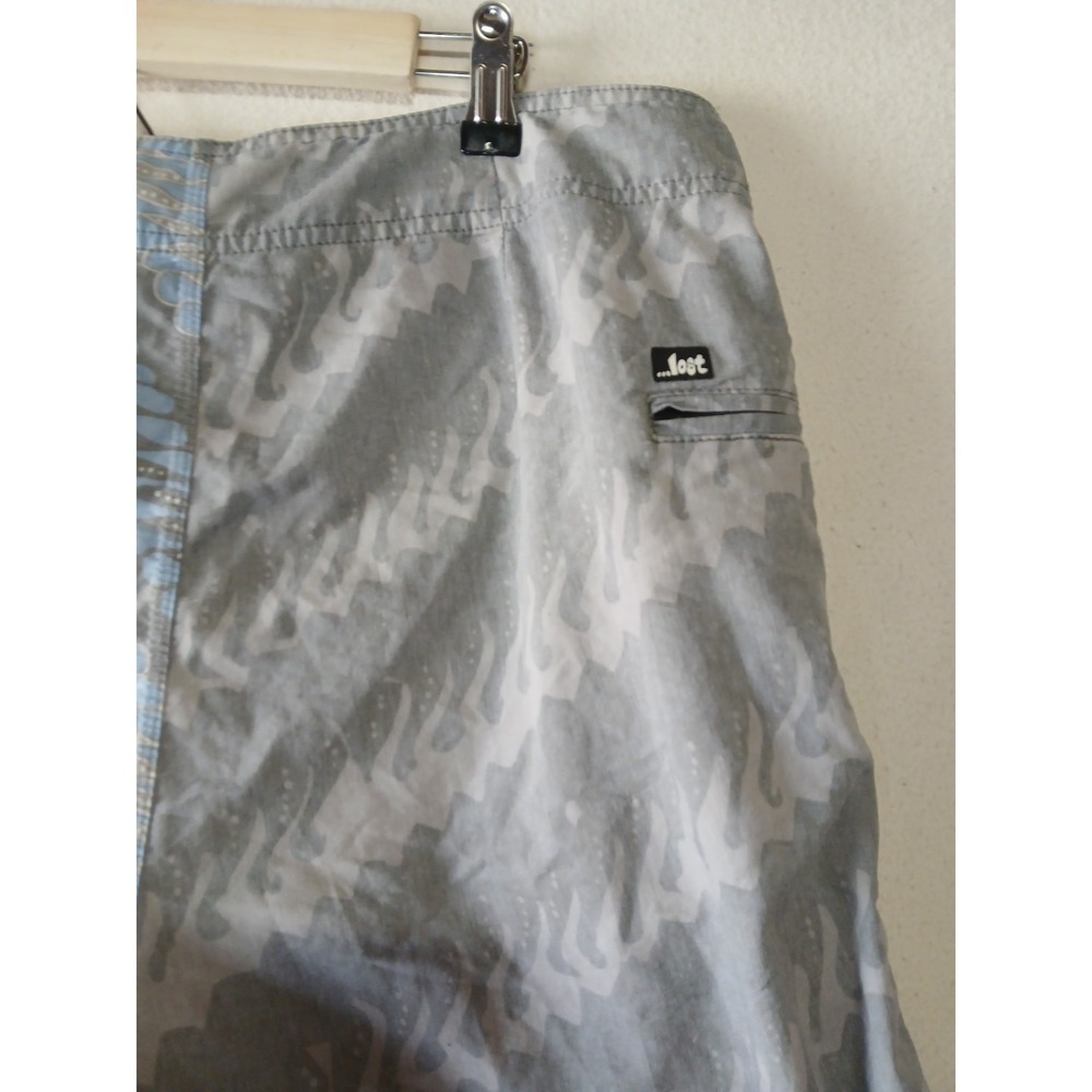 Lost Mens Board Shorts Small with Drawstring and Zipper Pocket sz 30 - Picture 5 of 8